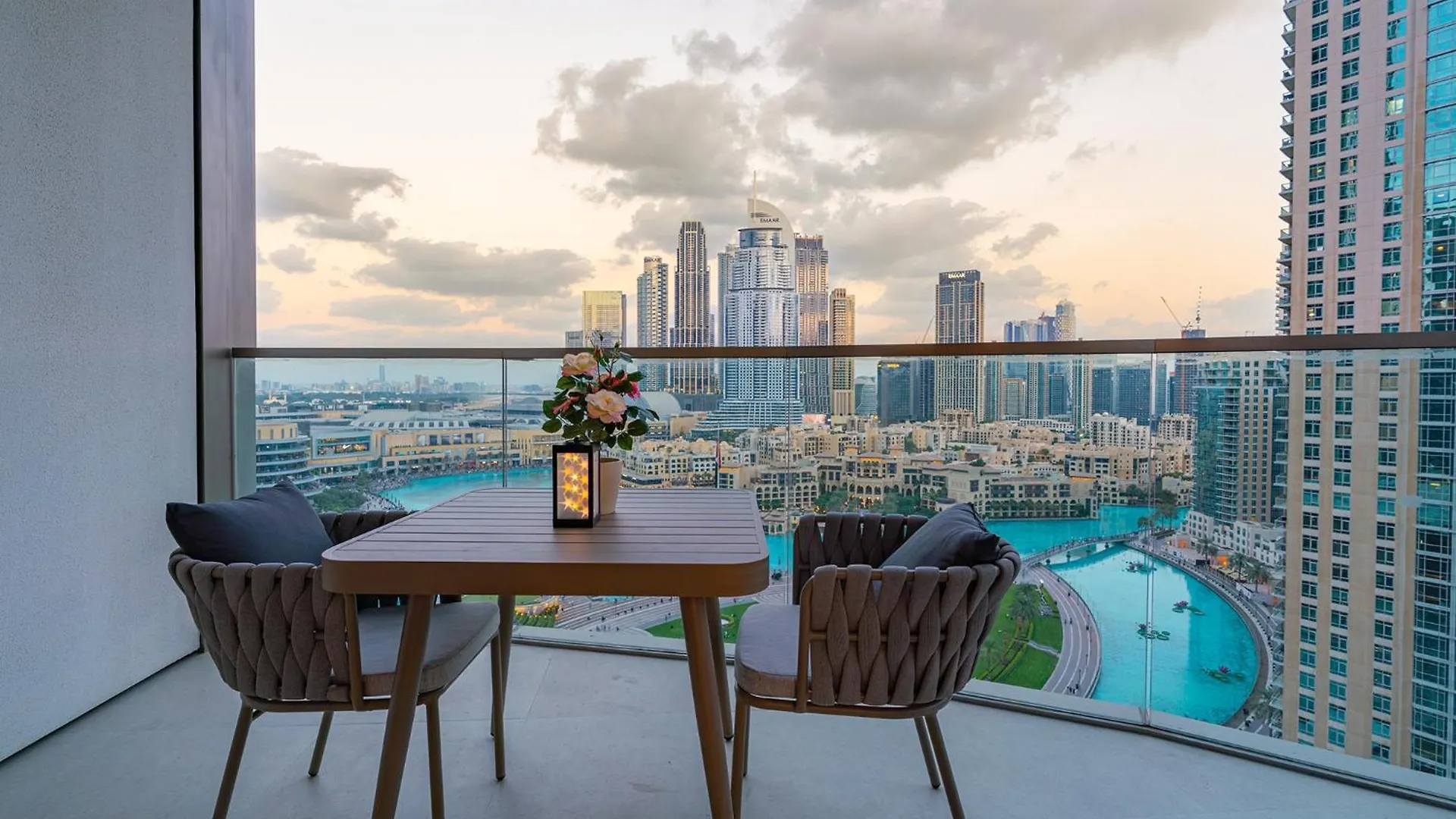 Iconic Views - Exclusive Burj Khalifa & Fountain Views From Every Angle - 1705 Dubai