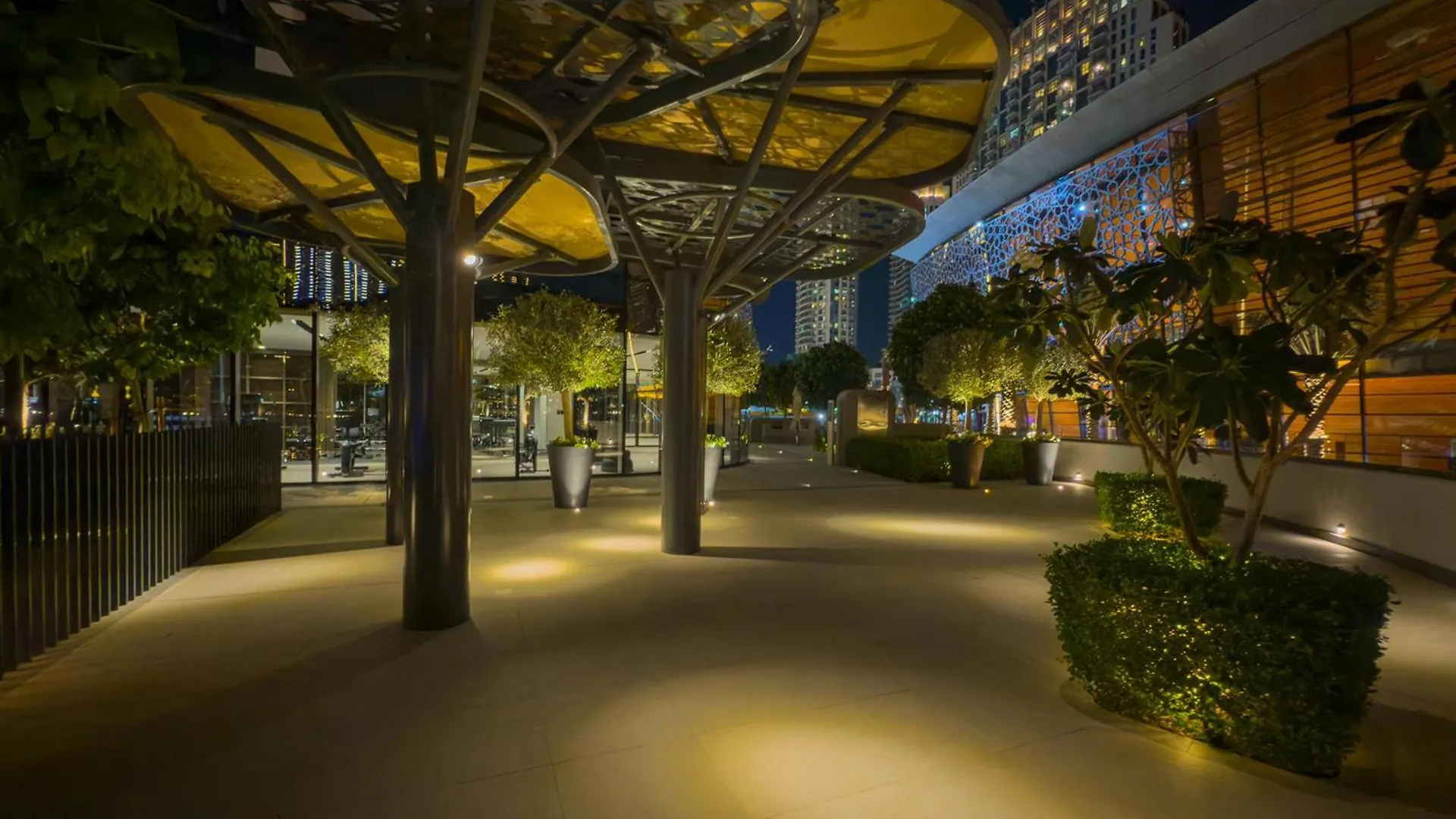 Iconic Views - Exclusive Burj Khalifa & Fountain Views From Every Angle - 1705 Dubai 0*,
