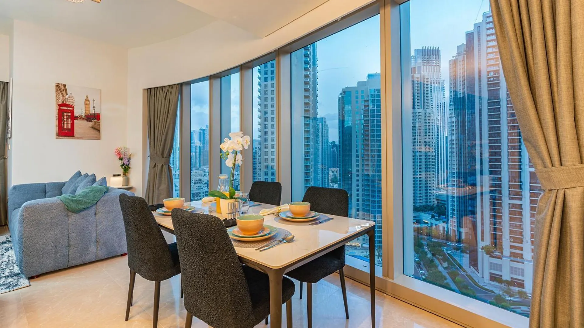 Iconic Views - Exclusive Burj Khalifa & Fountain Views From Every Angle - 1705 Dubai 0*,
