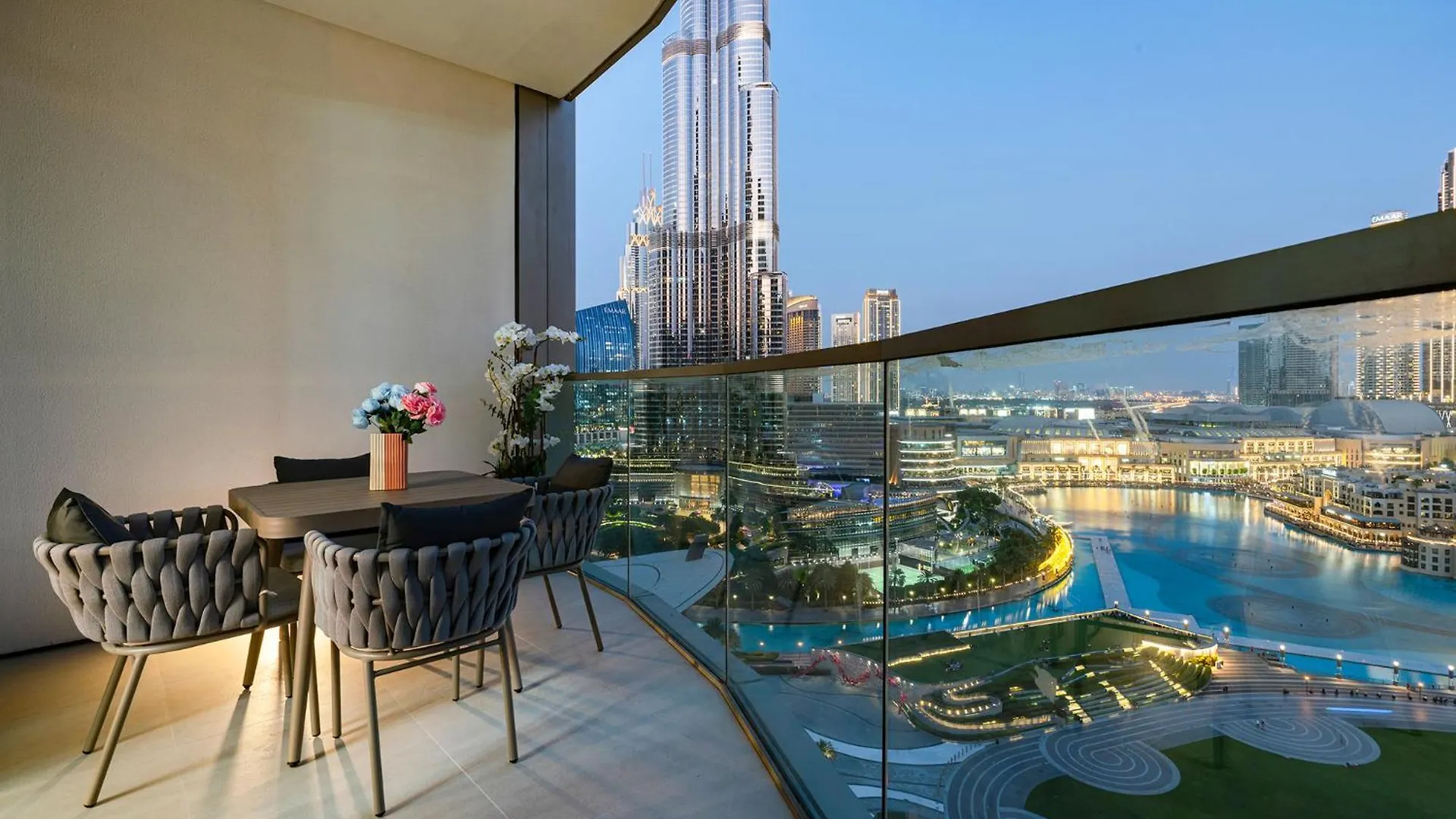 Iconic Views - Exclusive Burj Khalifa & Fountain Views From Every Angle - 1705 Dubai